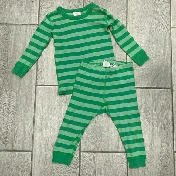Hanna Andersson Other - Hanna Andersson Green Stripped Pajamas size 85 size 2T​